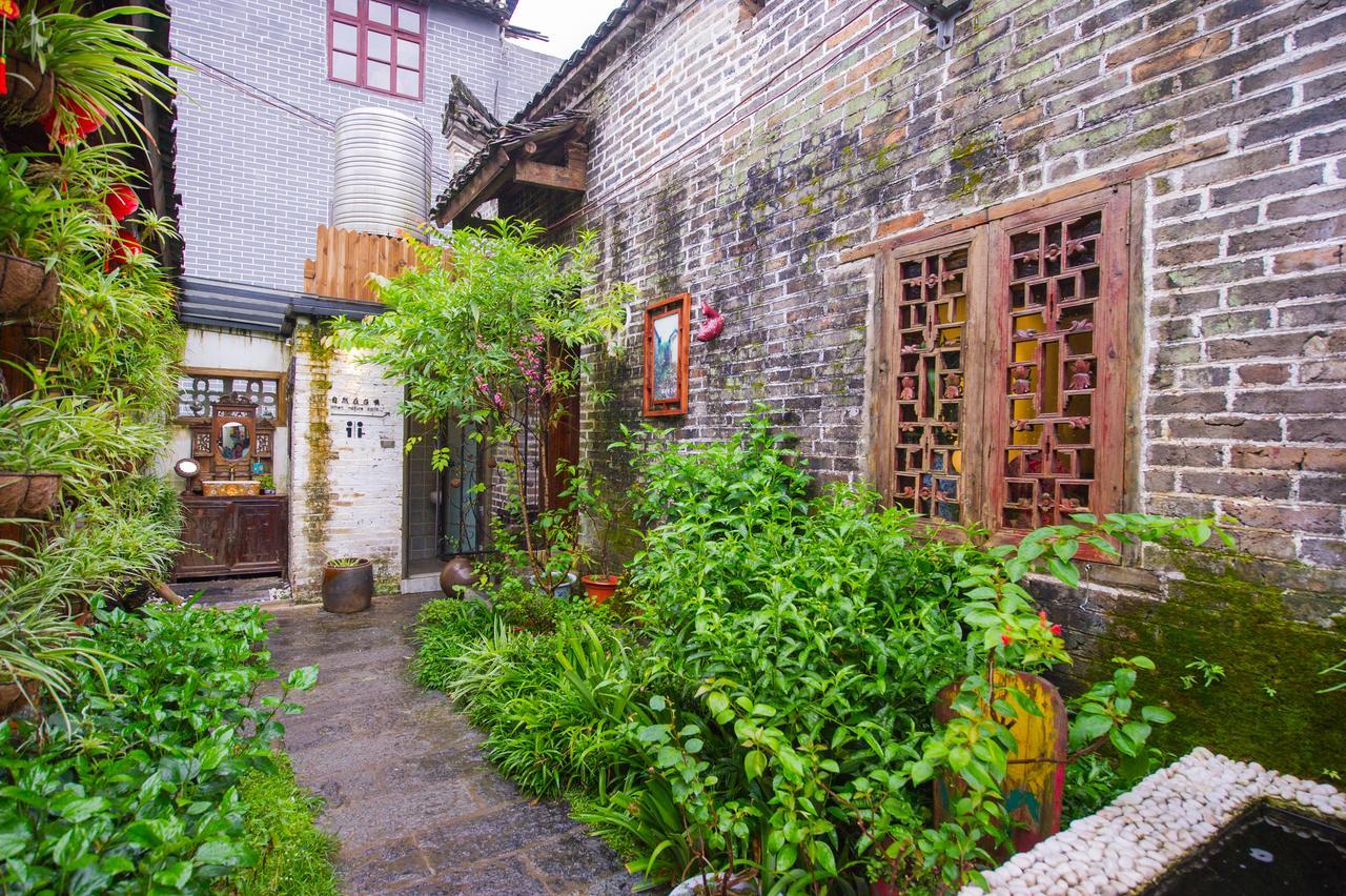 Yangshuo Scenic Mountain Retreat Hotell Exteriör bild