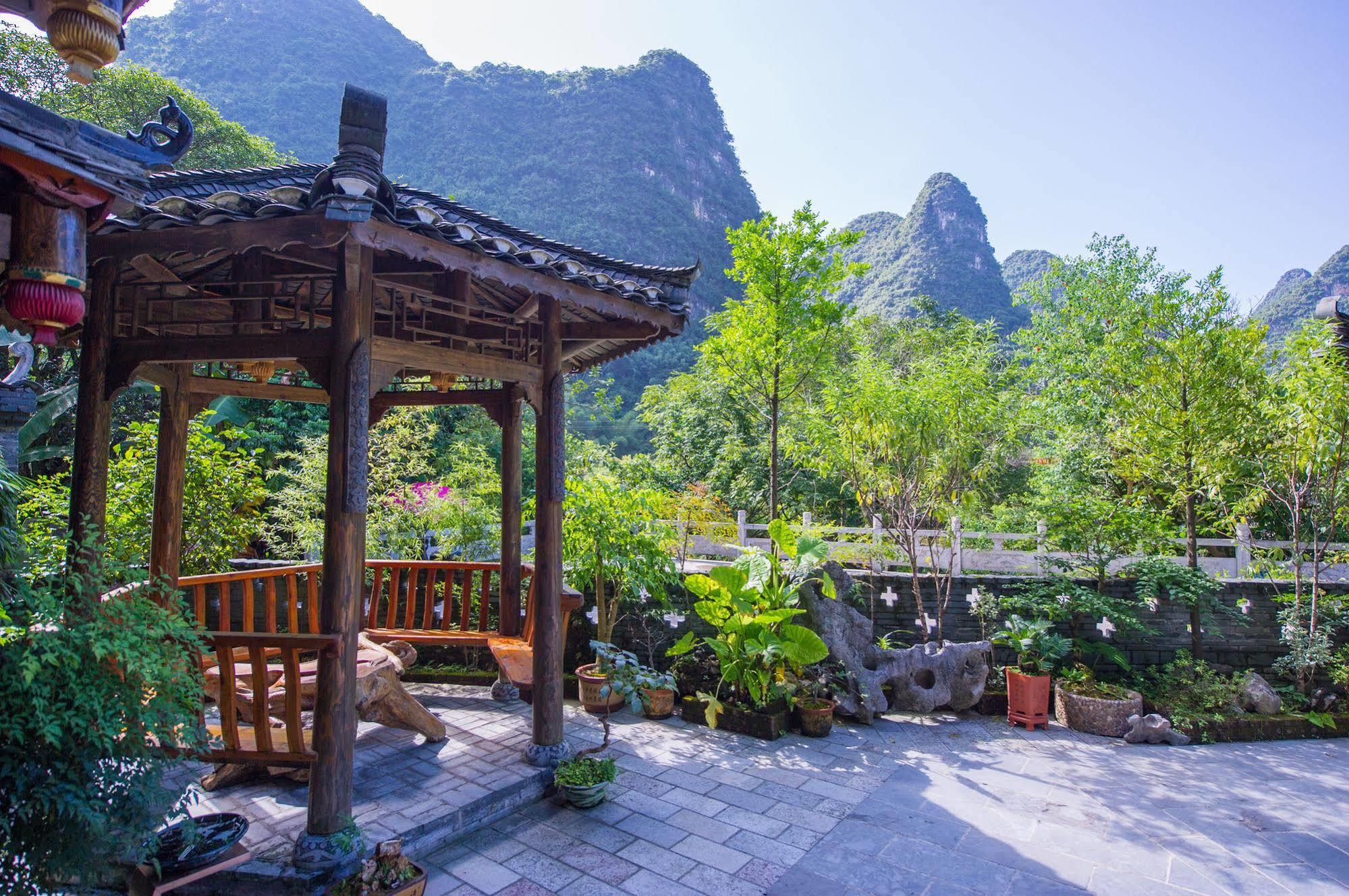 Yangshuo Scenic Mountain Retreat Hotell Exteriör bild