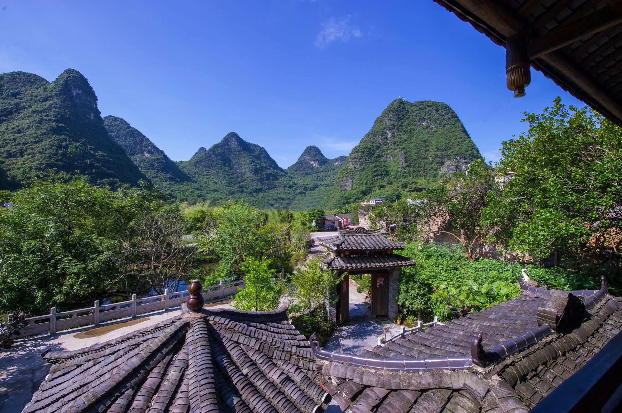 Yangshuo Scenic Mountain Retreat Hotell Exteriör bild
