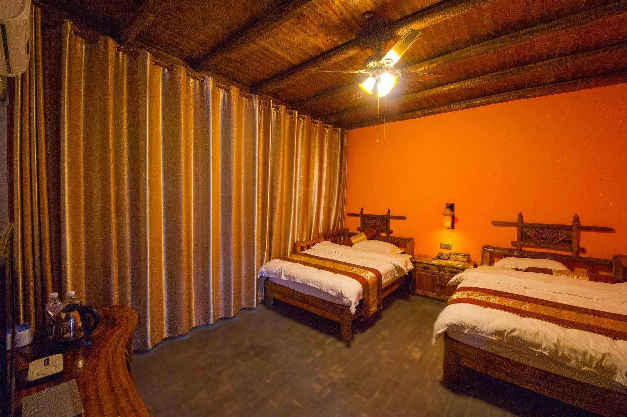 Yangshuo Scenic Mountain Retreat Hotell Exteriör bild
