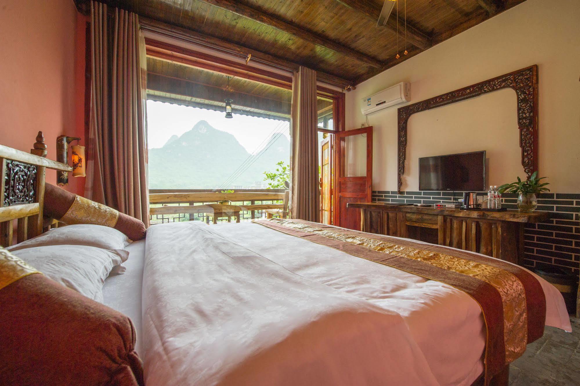 Yangshuo Scenic Mountain Retreat Hotell Exteriör bild