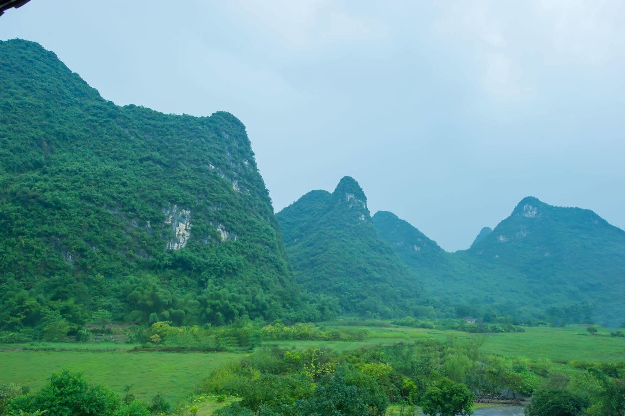 Yangshuo Scenic Mountain Retreat Hotell Exteriör bild